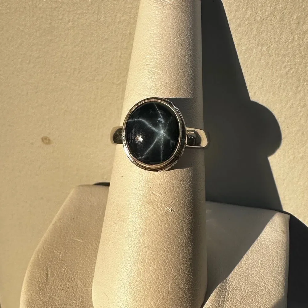 NWT 3.5ct Star Sapphire ring in Bali‎ Sterling Silver!